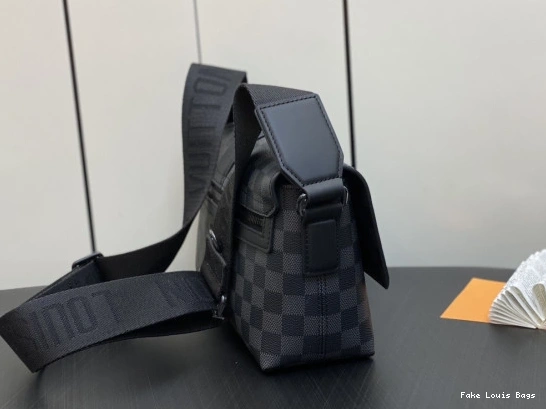 Repladies Messenger VUITTON LOUIS S-Cape 0805